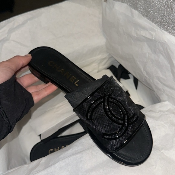 Chanel sandals - Picture 5 of 9